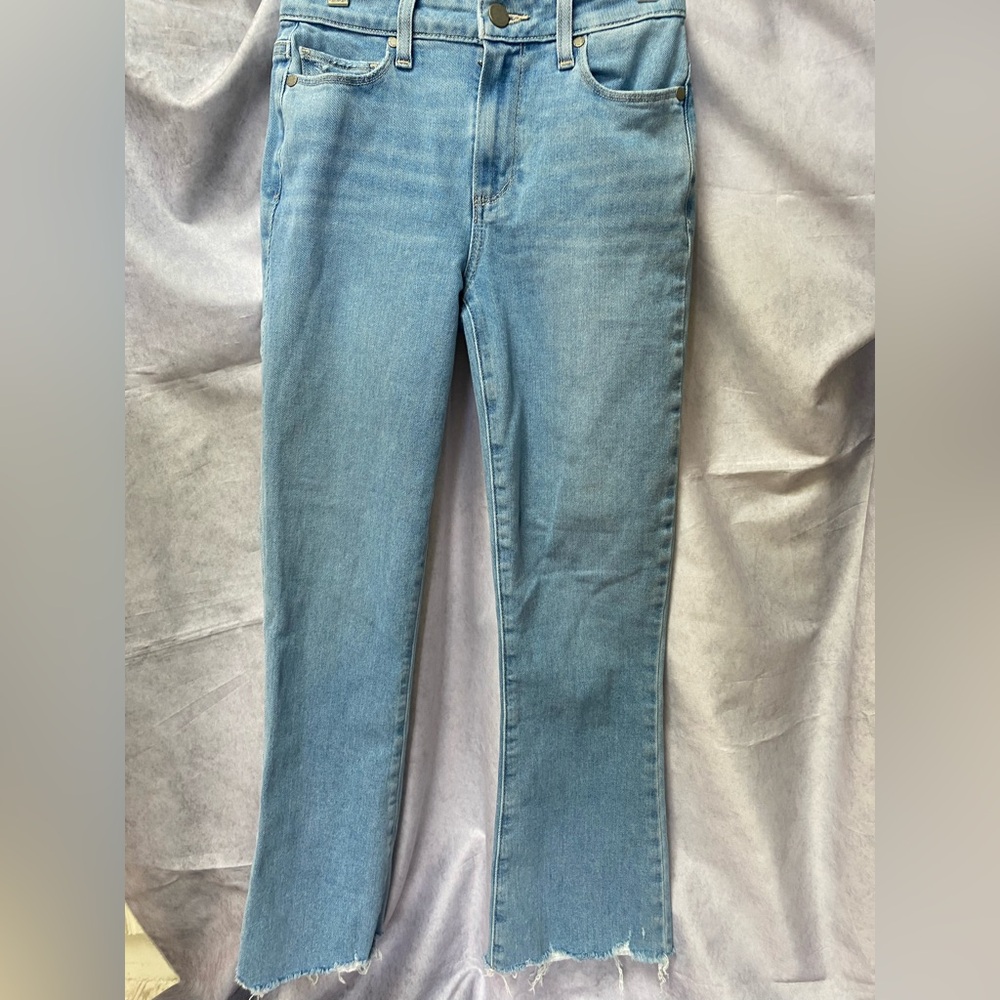 Paige Women's Rory Crop Flare. Size 24